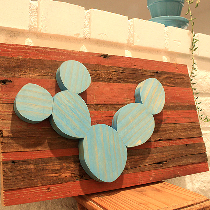 Prickly Pear Reclaimed Wood Wall Hanging